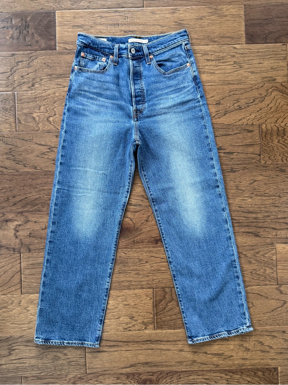 EUC Ribcage Straight Ankle Lightweight Women's Jeans Analyze This Dark Wash